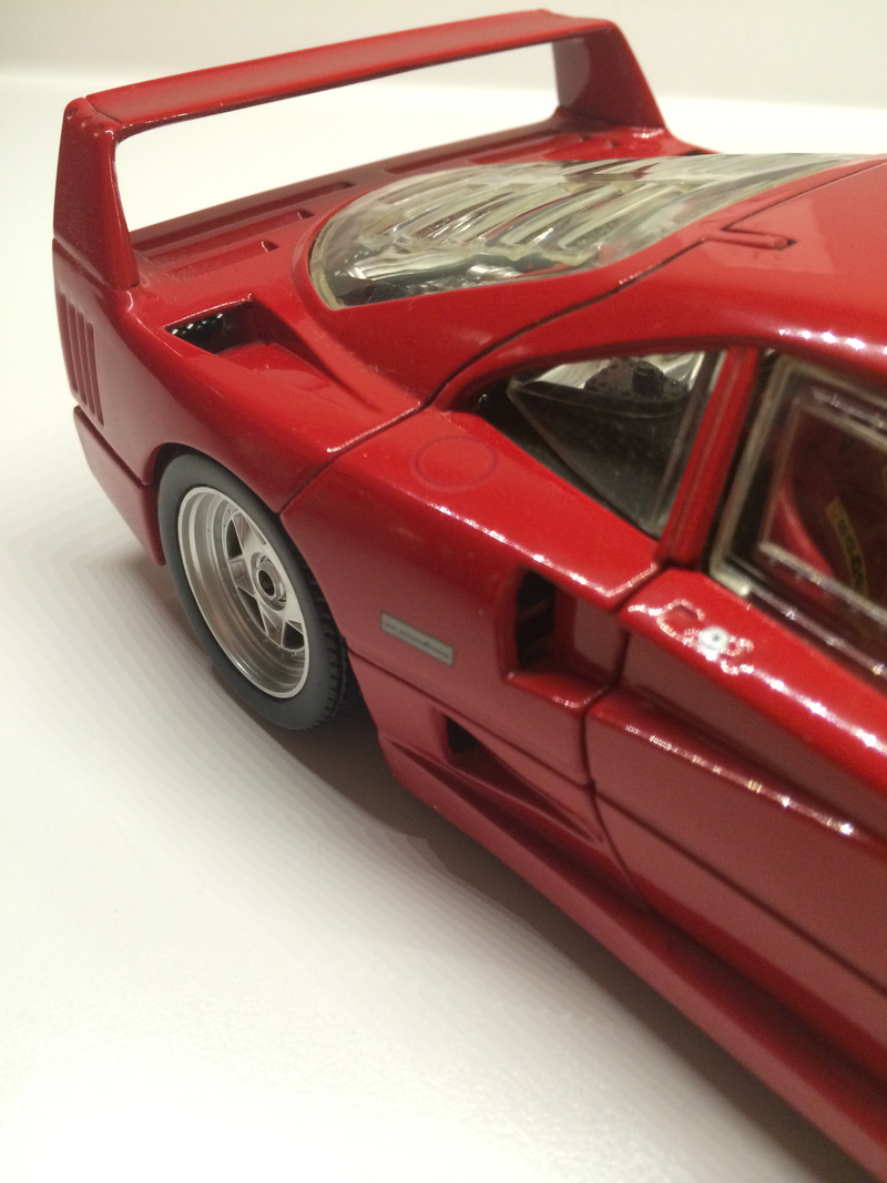 Illustration for article titled Ferrari F40: A Die-cast Review